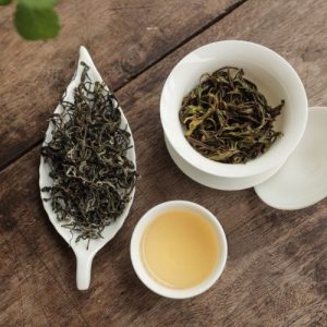 Alternative view of Trà Sen Trầm