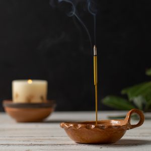 Alternative view of Lư Hương