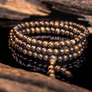 Vòng tay trầm hương nữ